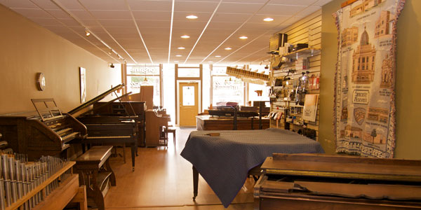 Busch_Music_Store_Interior